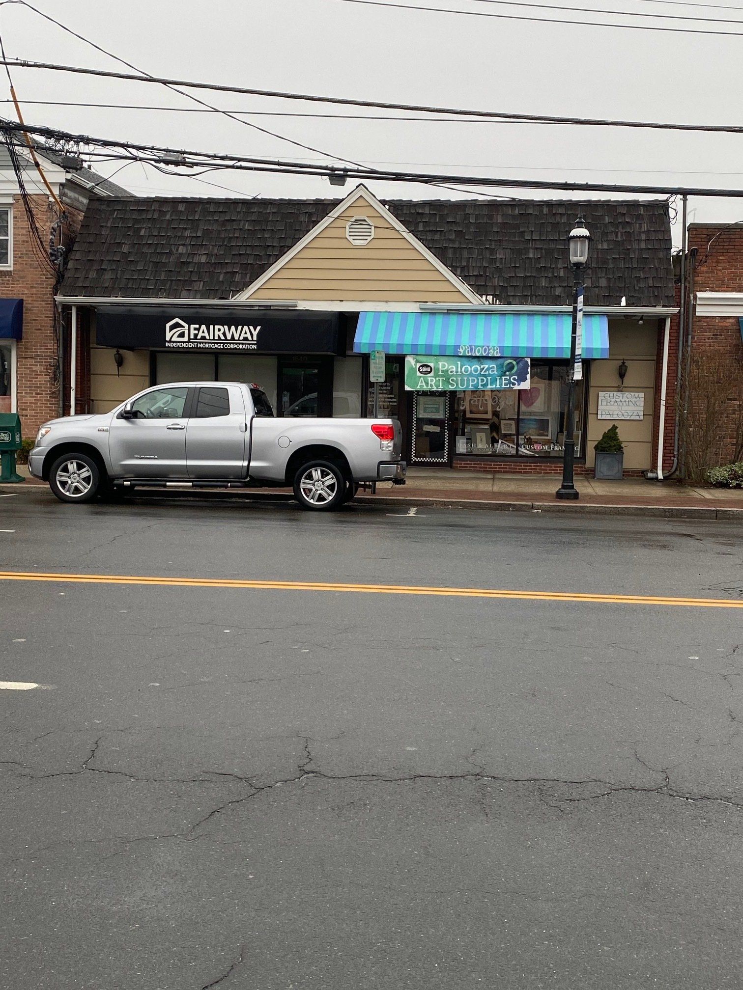 Commercial roof repair