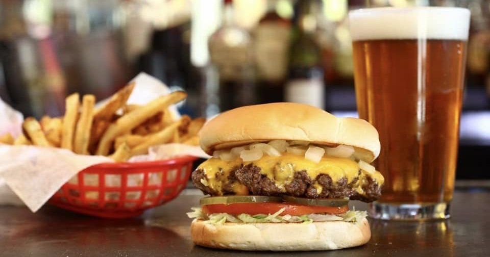 Tommy's Hamburger Grill & Patio restaurant