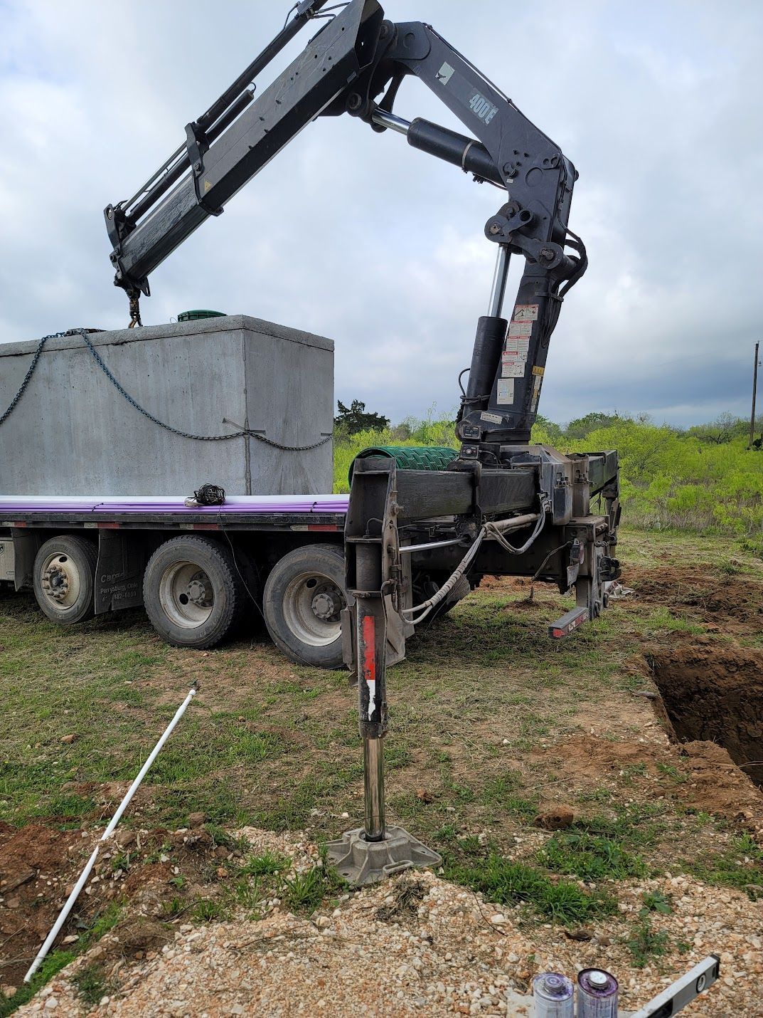 septic repair service truck