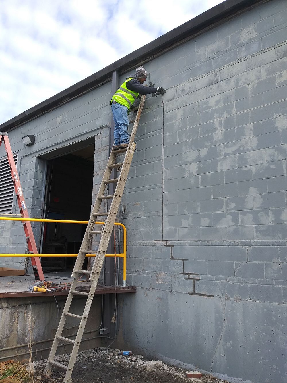 Tuckpointing service