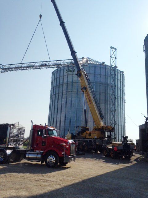 High quality cranes - crane rental