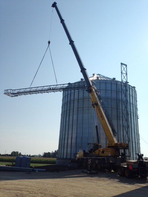 High quality cranes - crane rental