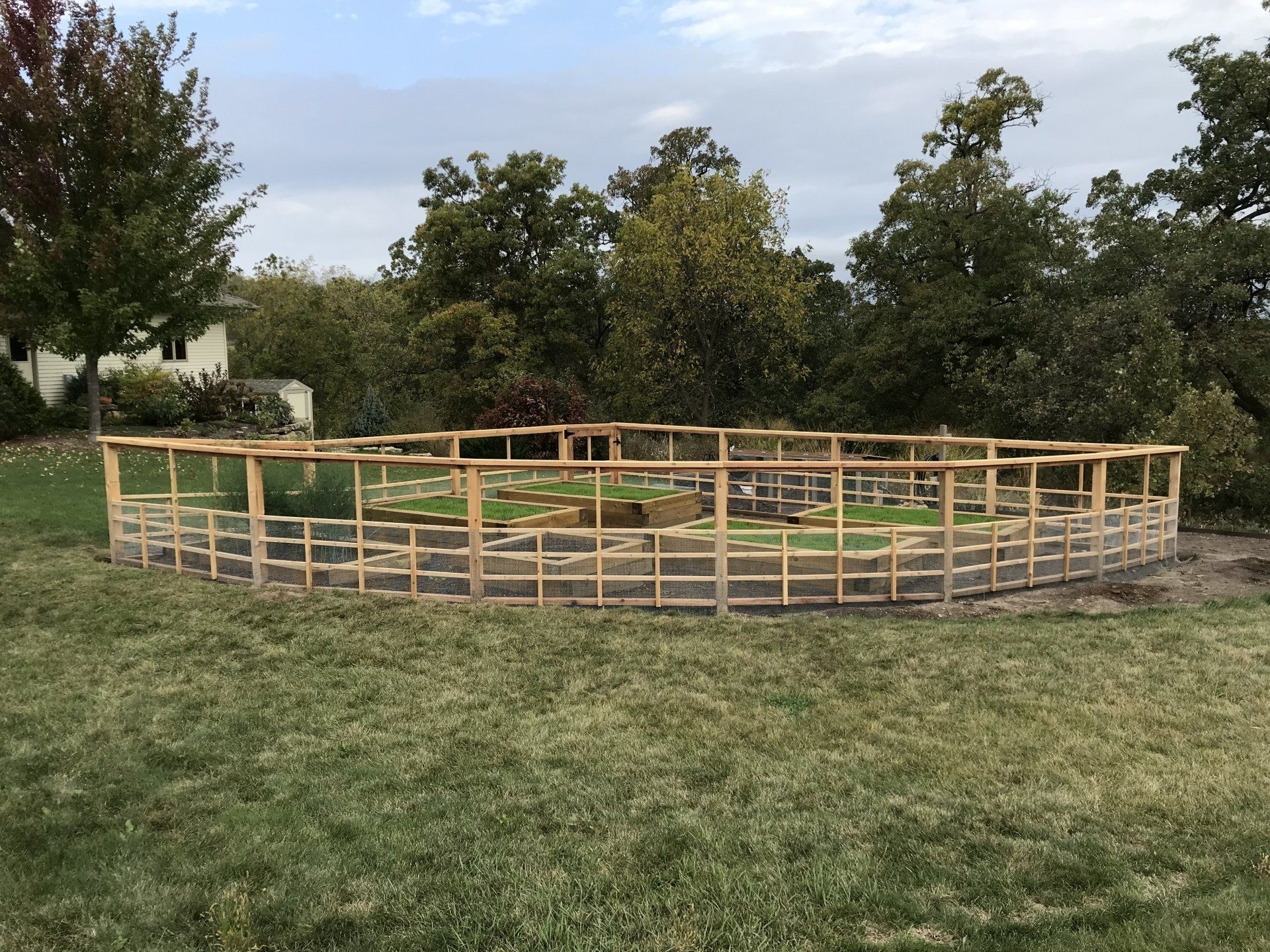 Agricultural fence