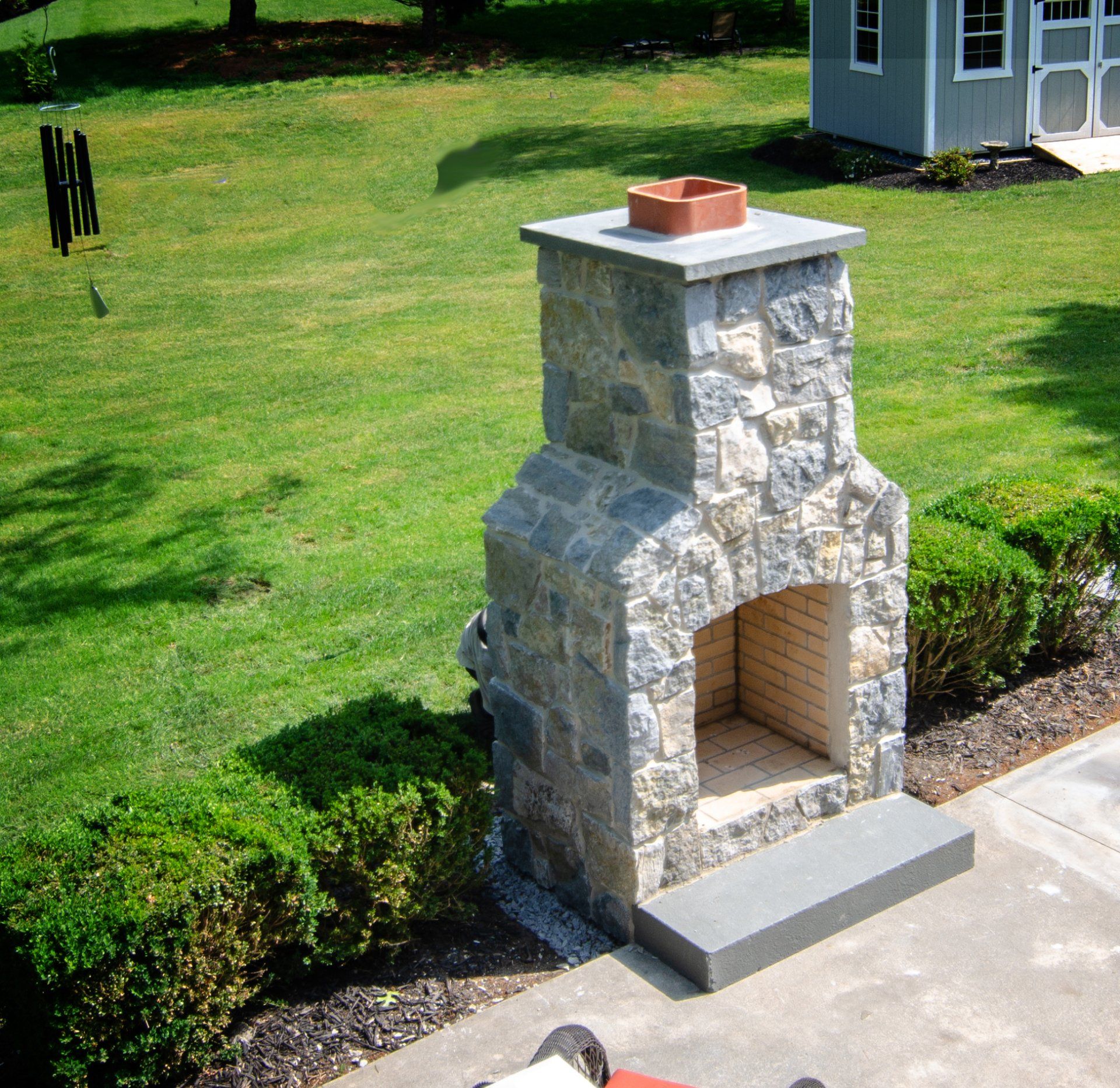 Prefabricated outdoor fireplace