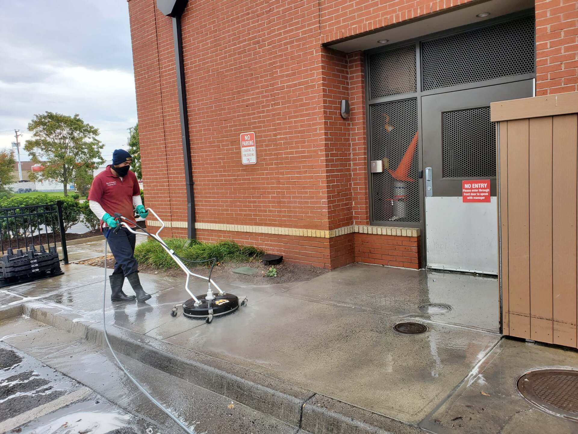 Exterior Steam Cleaning