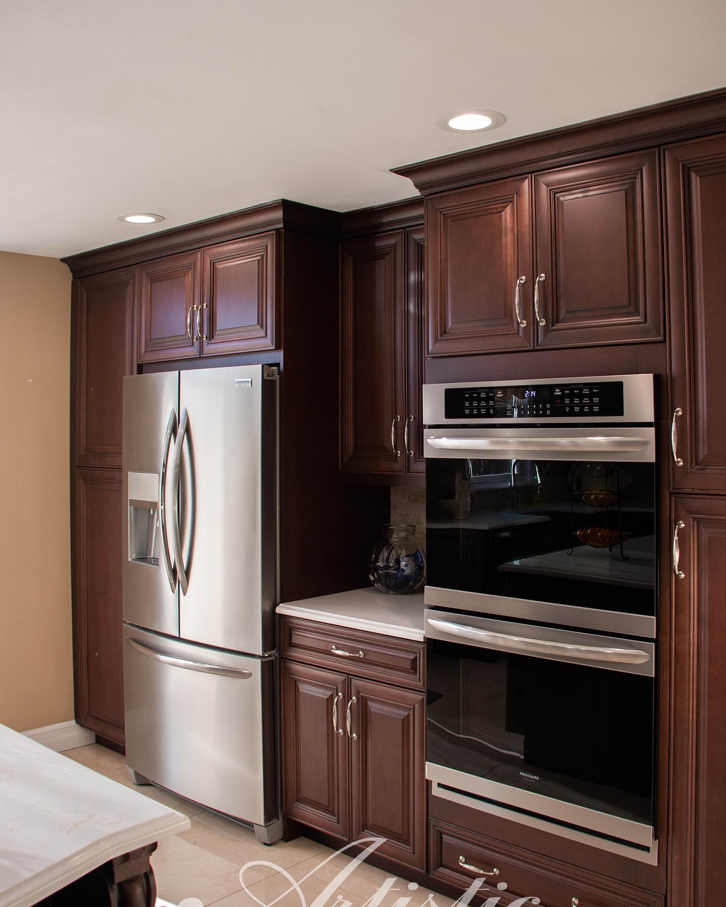 Custom Kitchen Cabinets