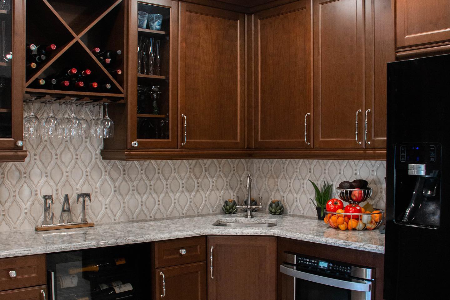 Custom Kitchen Cabinets
