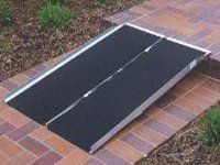 Canes | Milwaukee, WI | Discount Mobility Product LLC  | 414-321-3500