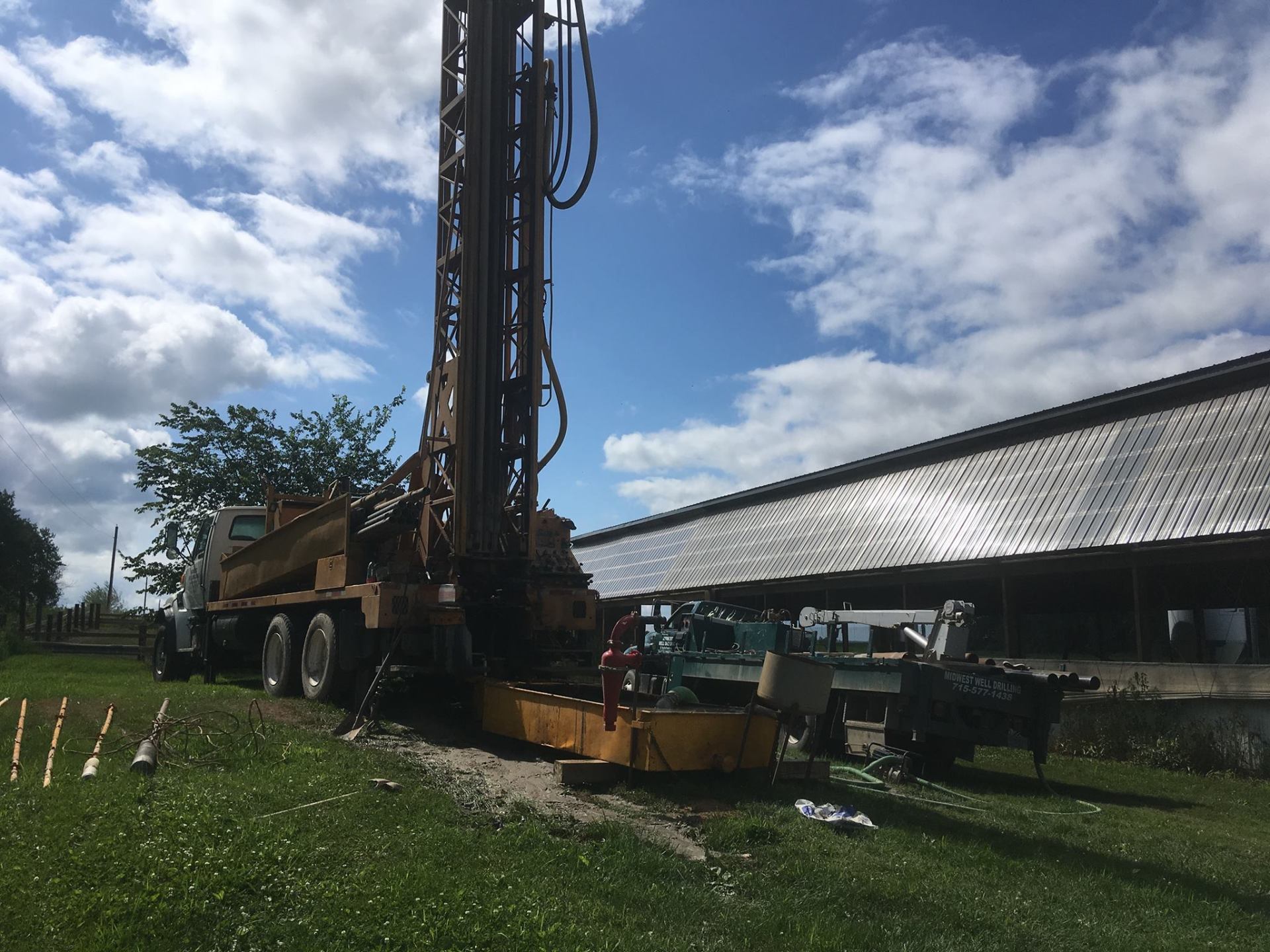 Well drilling services