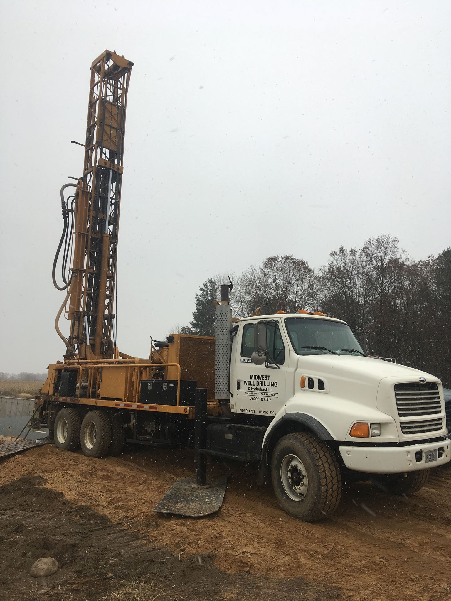 Well drilling services