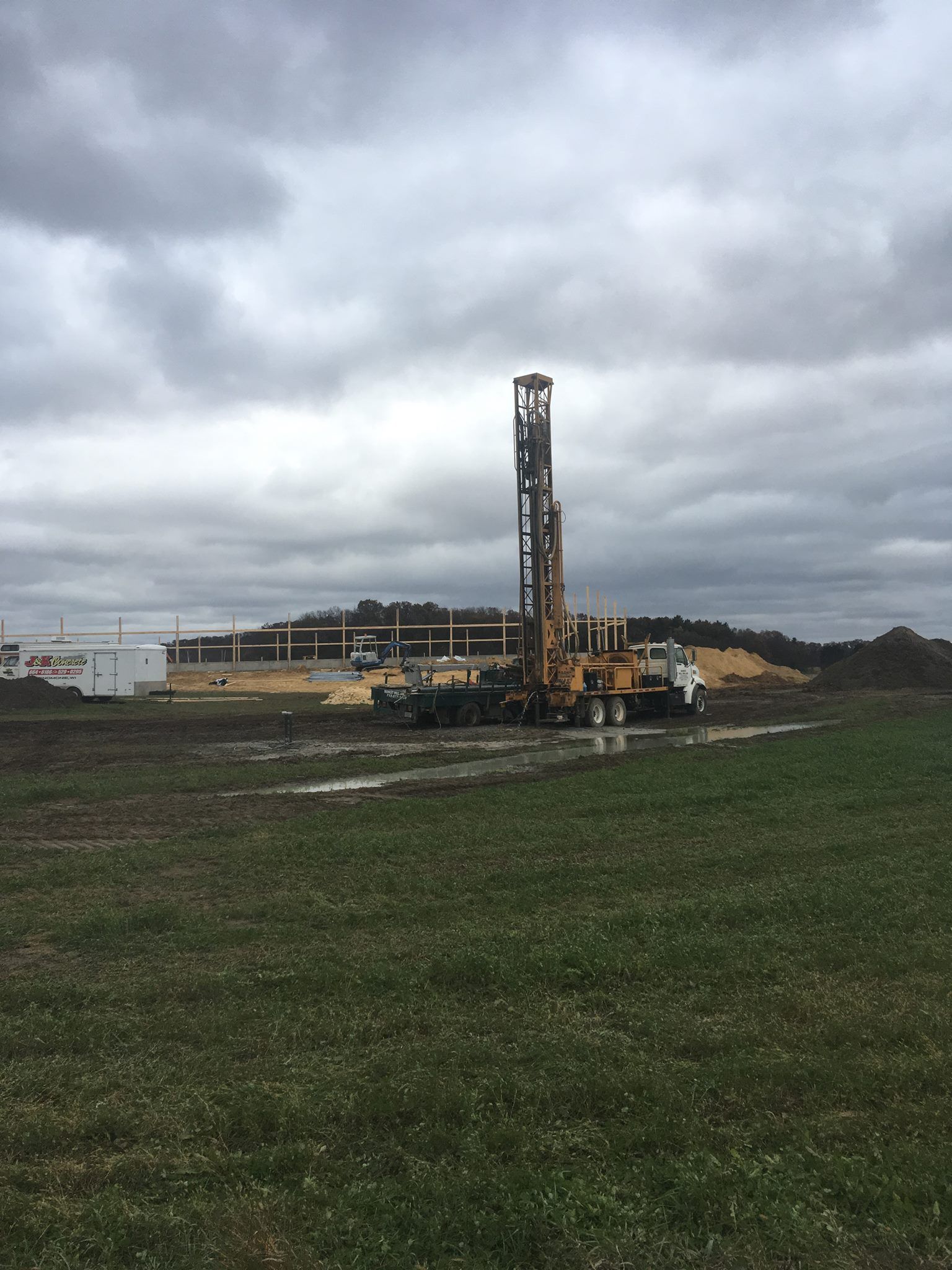 Well drilling services