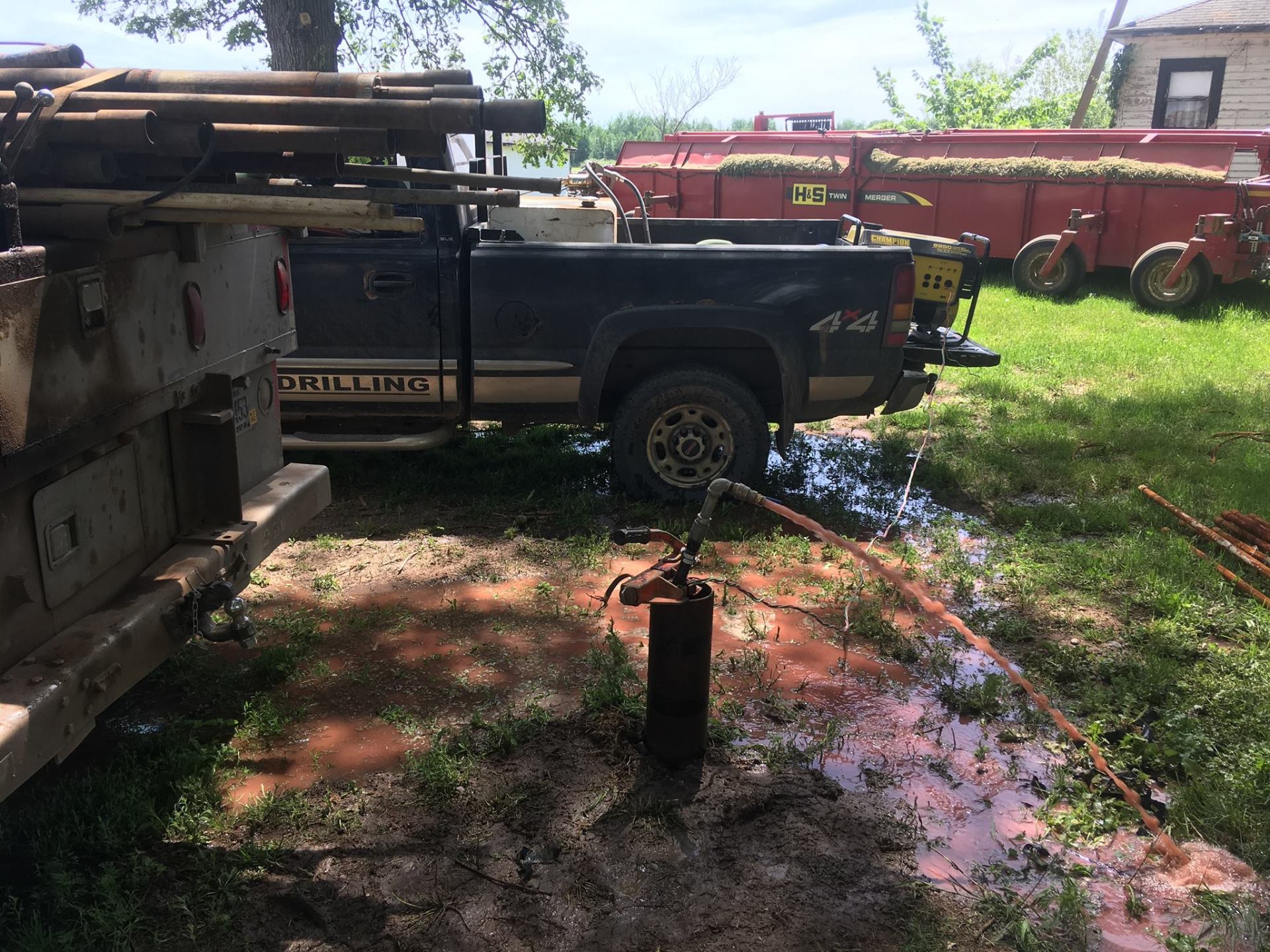 Well drilling services