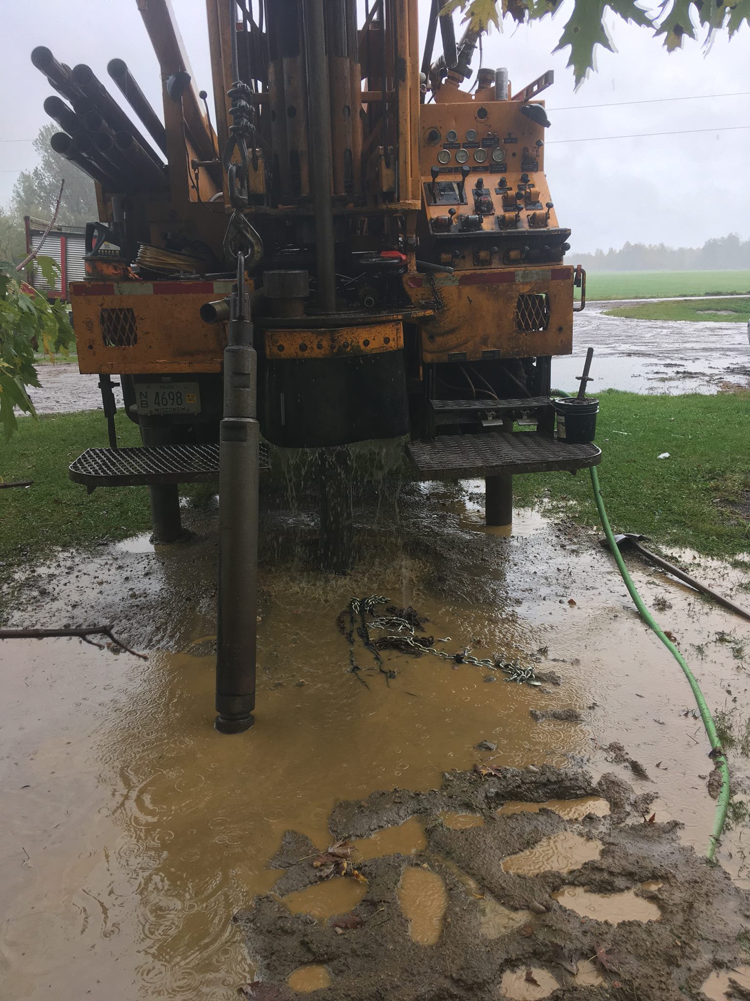 Well drilling services