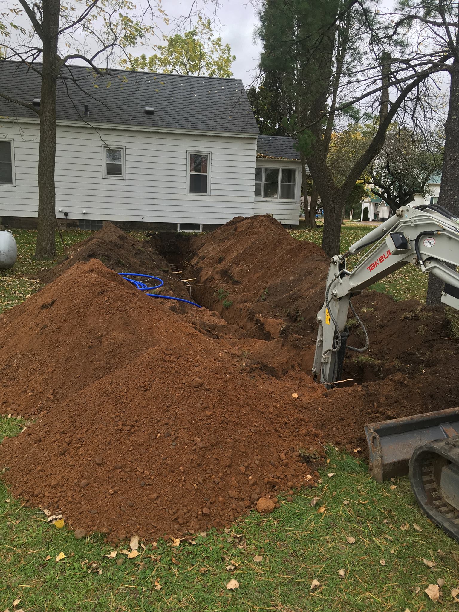 Well drilling services