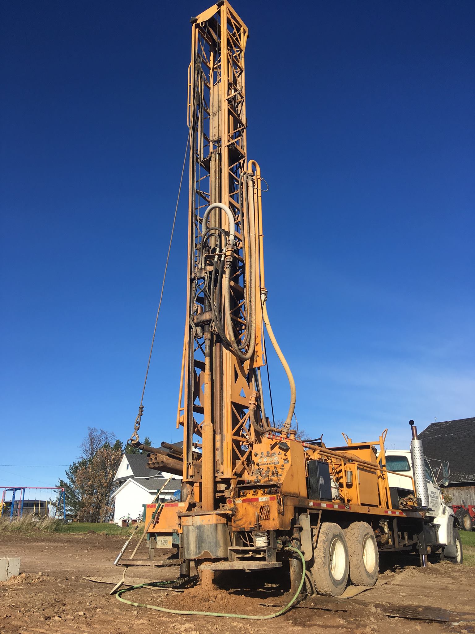 Well drilling services