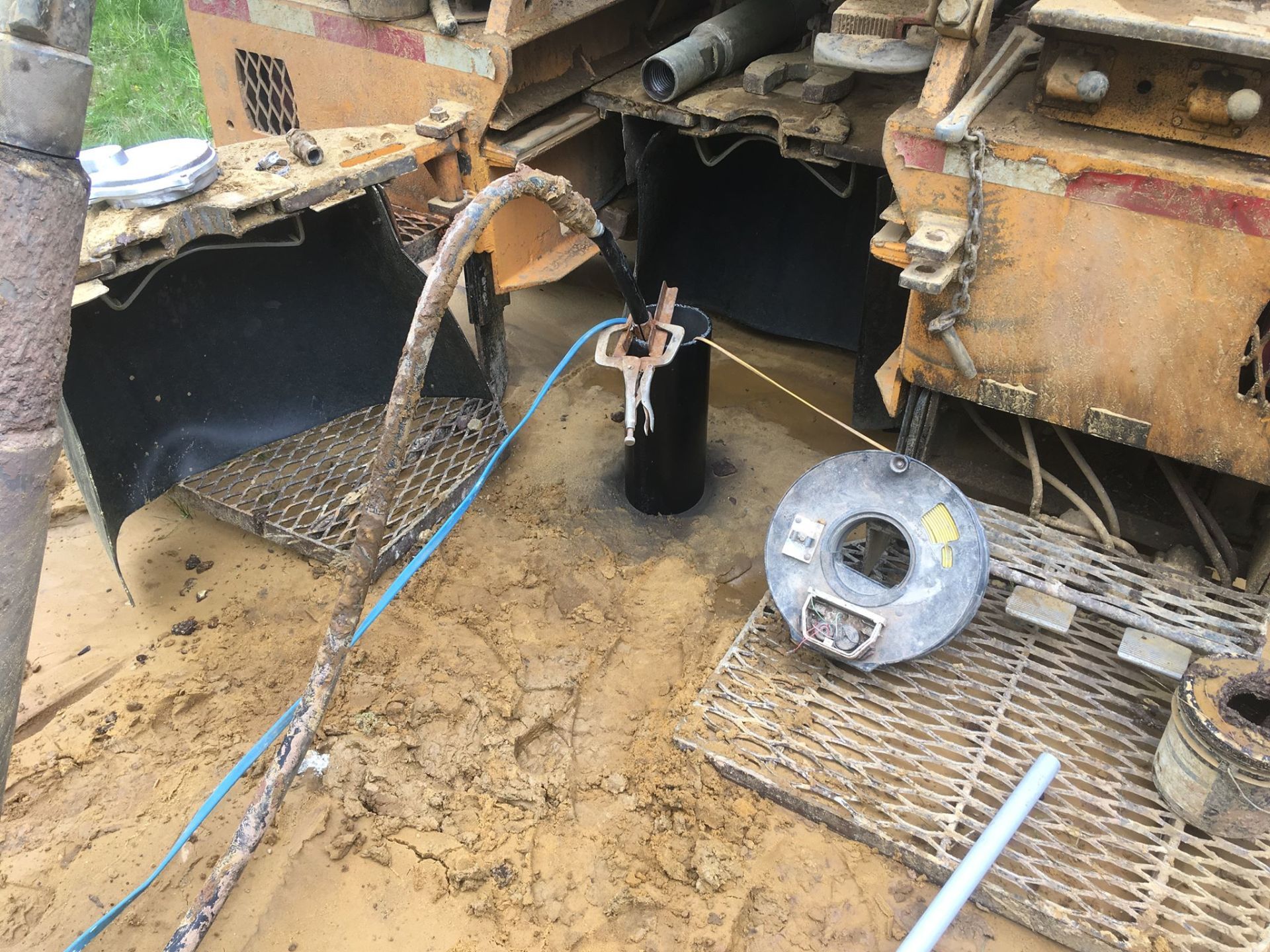 Well drilling services