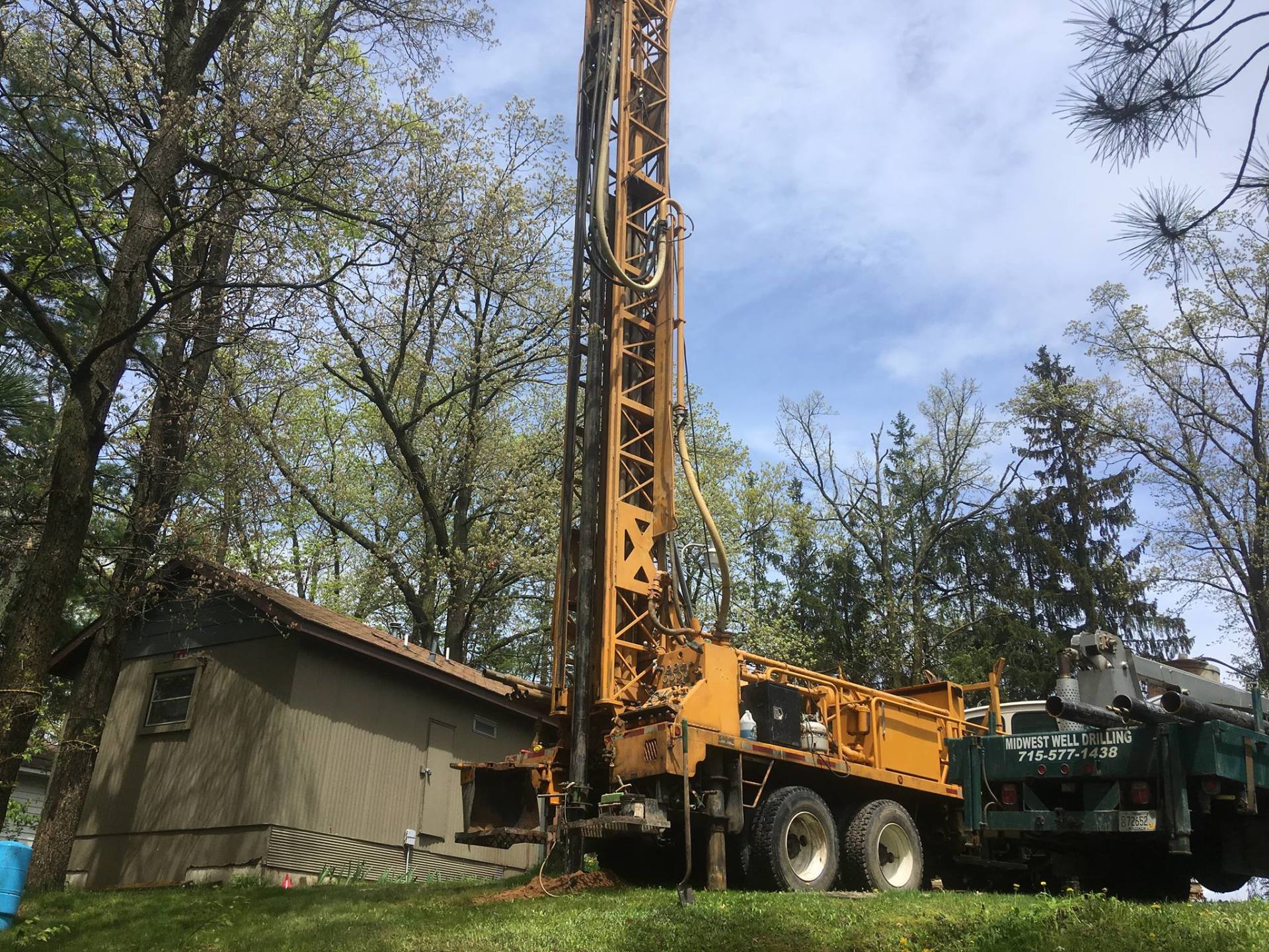 Well drilling services