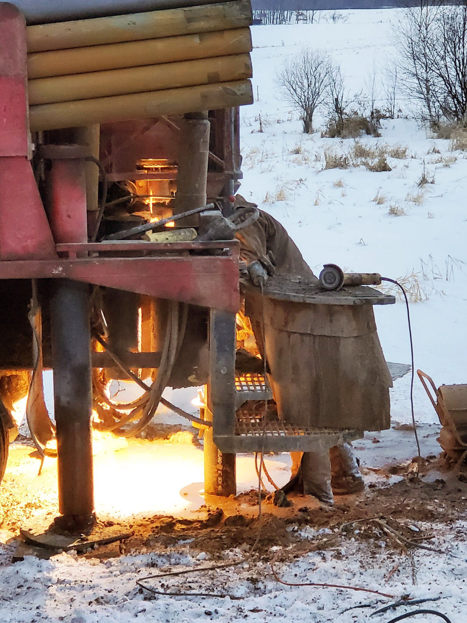 Well drilling equipment