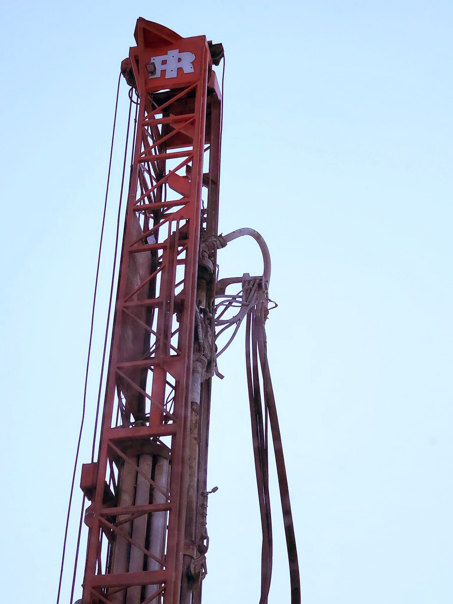 Well drilling equipment