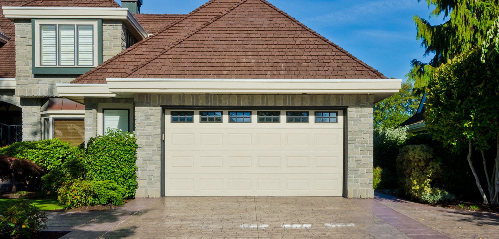 Residential Garage Door Installation Repairs Boston, Revere, MA