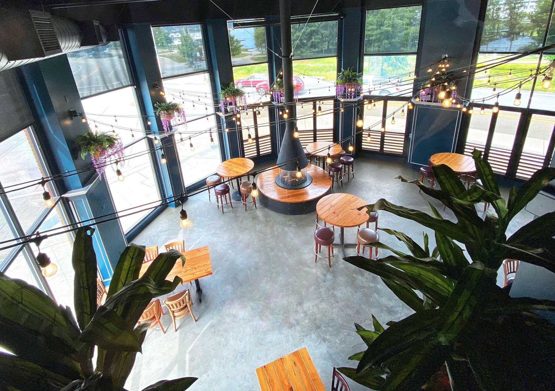 An aerial view of a restaurant with tables and chairs.