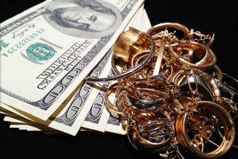 Jewelries money