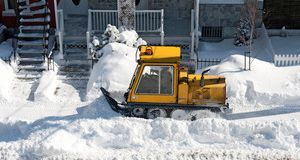 Snow frontyard plowing