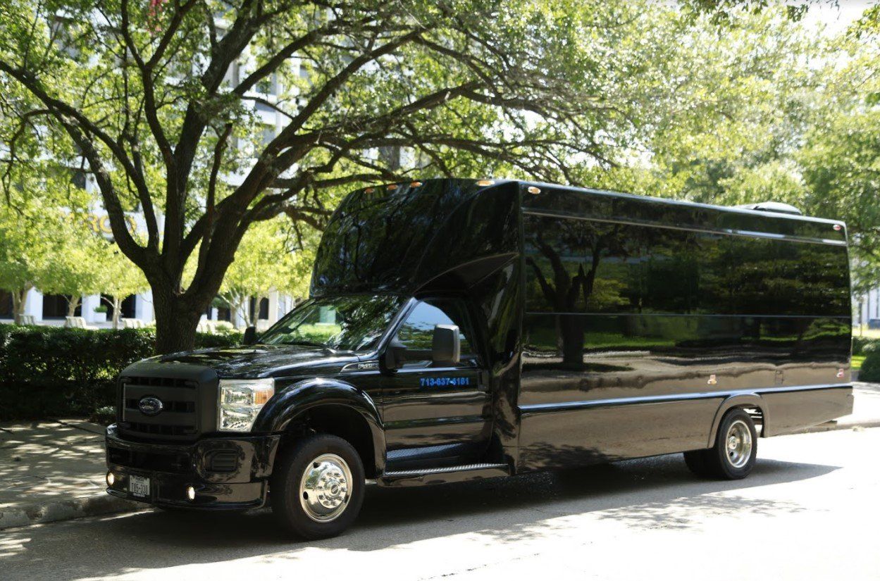 23 Passenger Corporate Shuttle Bus