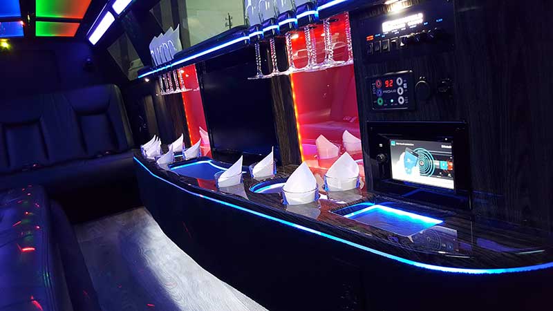 White Chrysler #2 Limousine interior