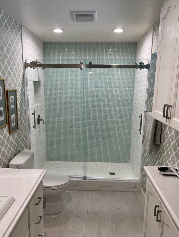 Shower enclosure