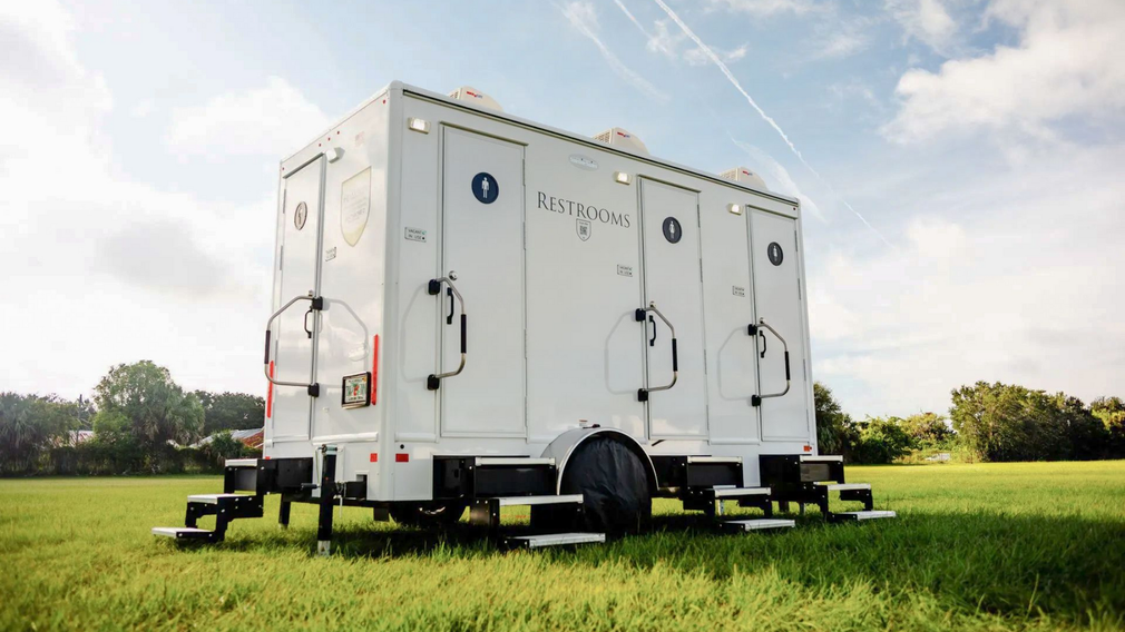 Luxe Flush Restroom Trailers