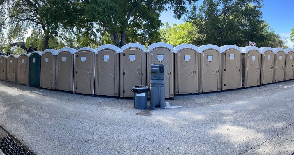Luxe Flush Restroom Trailers