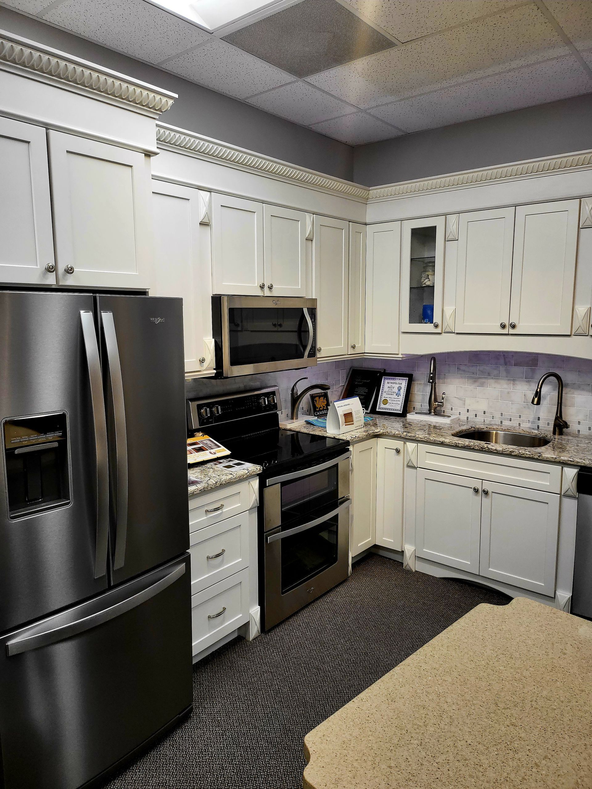 white kitchen cabinets