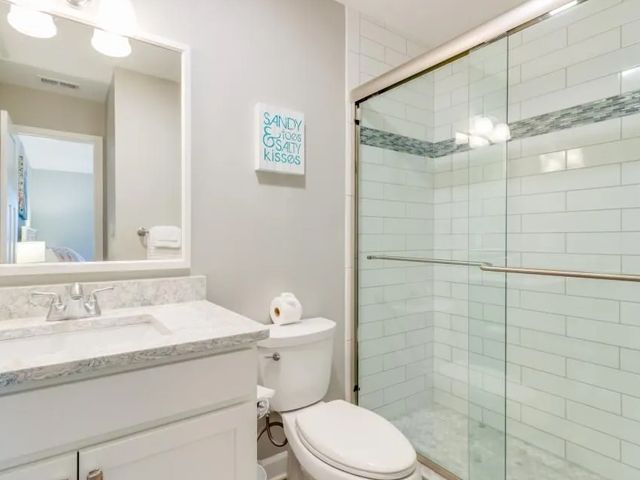 Bathroom shower