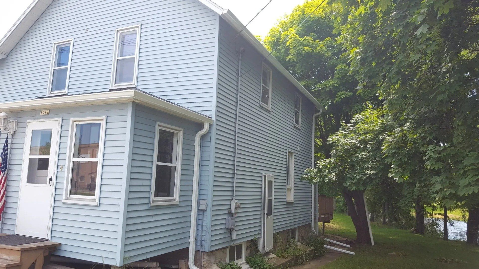 Strap hung and facia mount