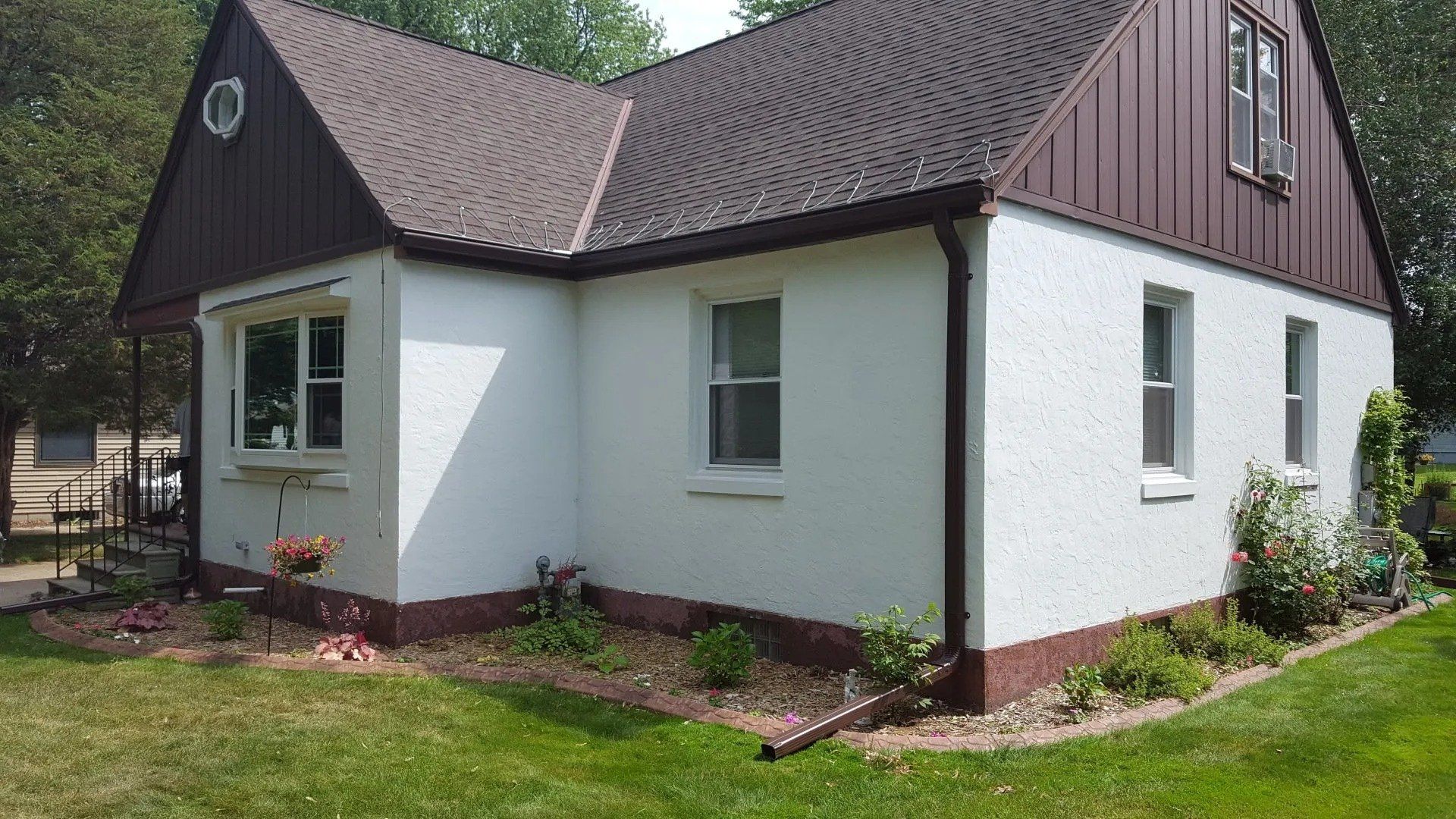 Royal Brown 5 inch Gutter