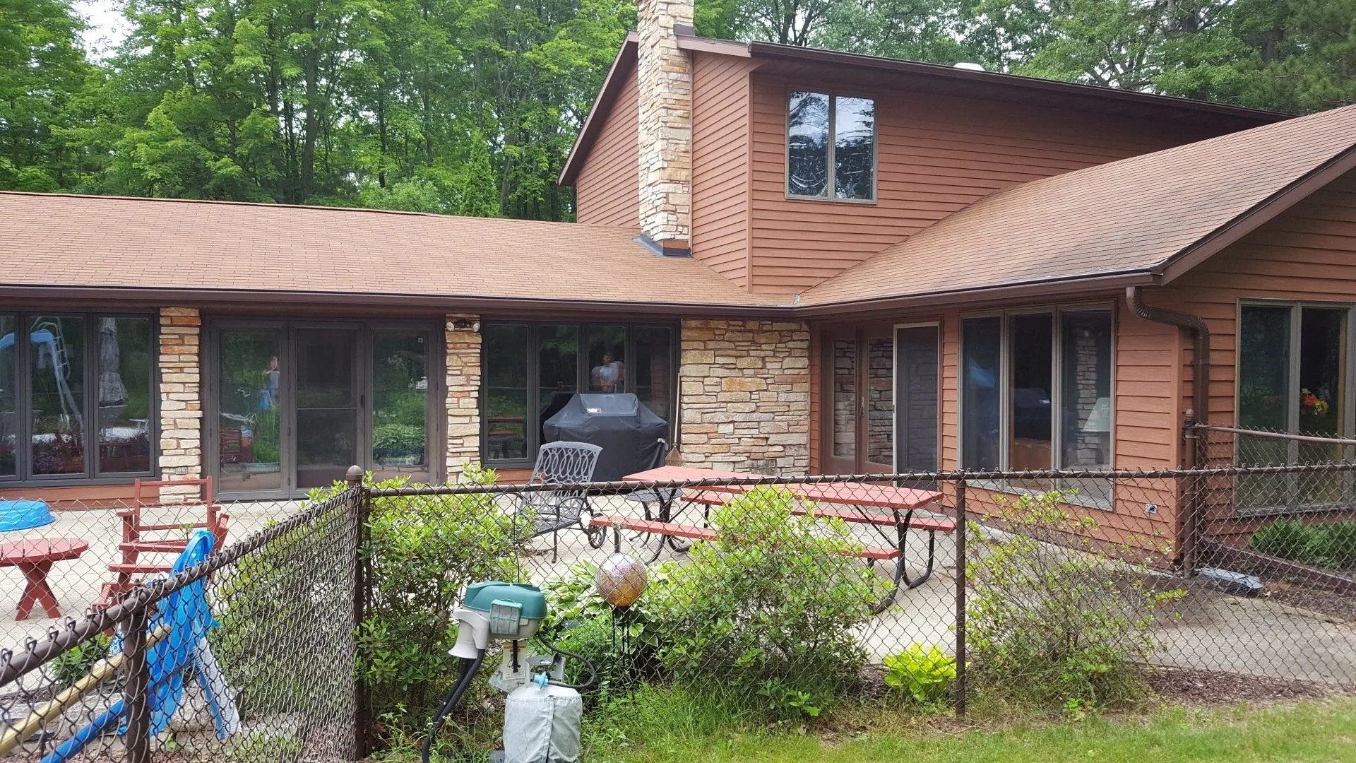 Royal brown 5 inch gutter