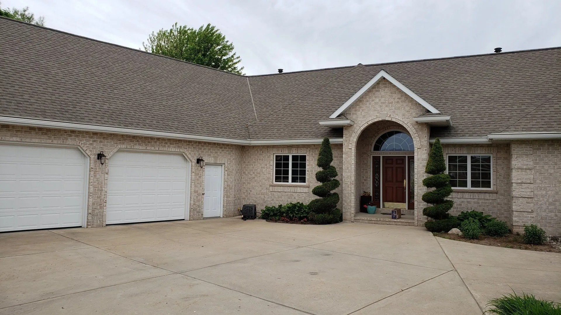 White 5 inch gutters and 3x4 downspouts