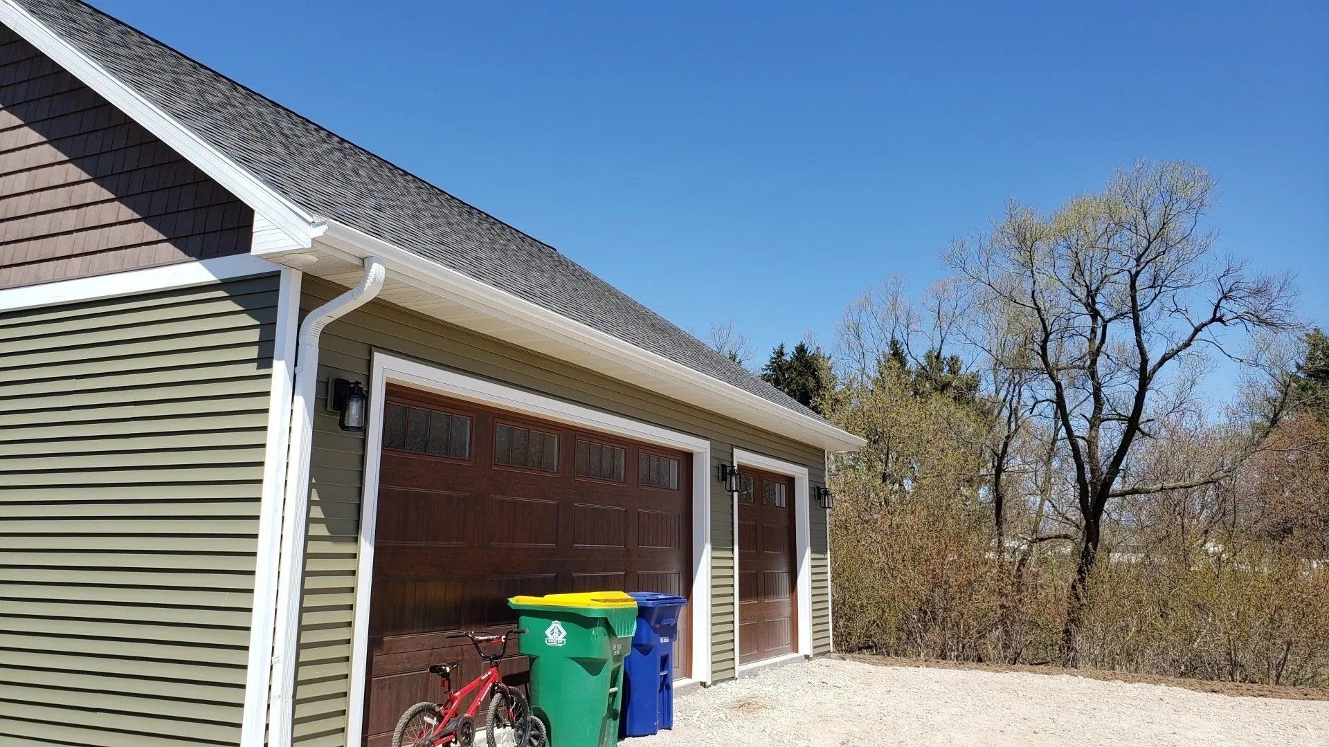 White 5 inch gutter and 3x4 downspout