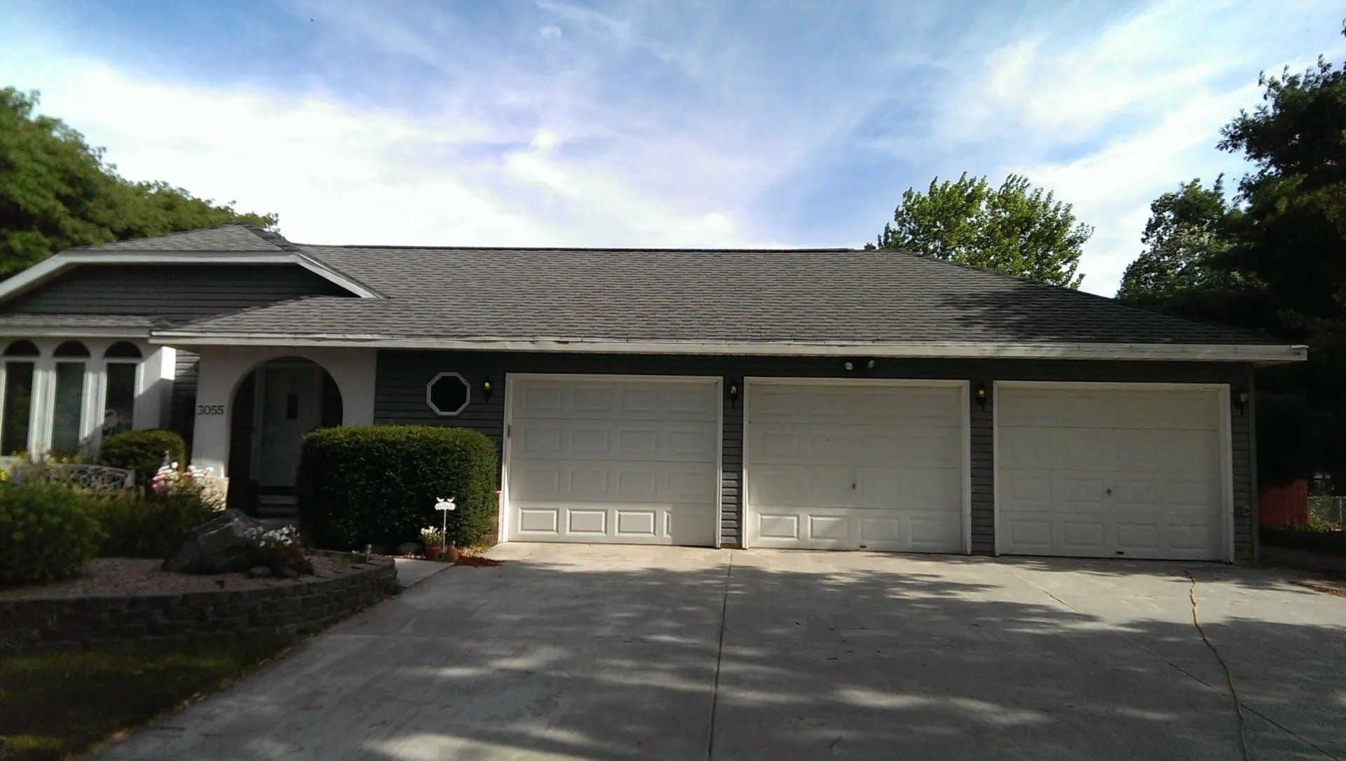 White 5 inch gutters