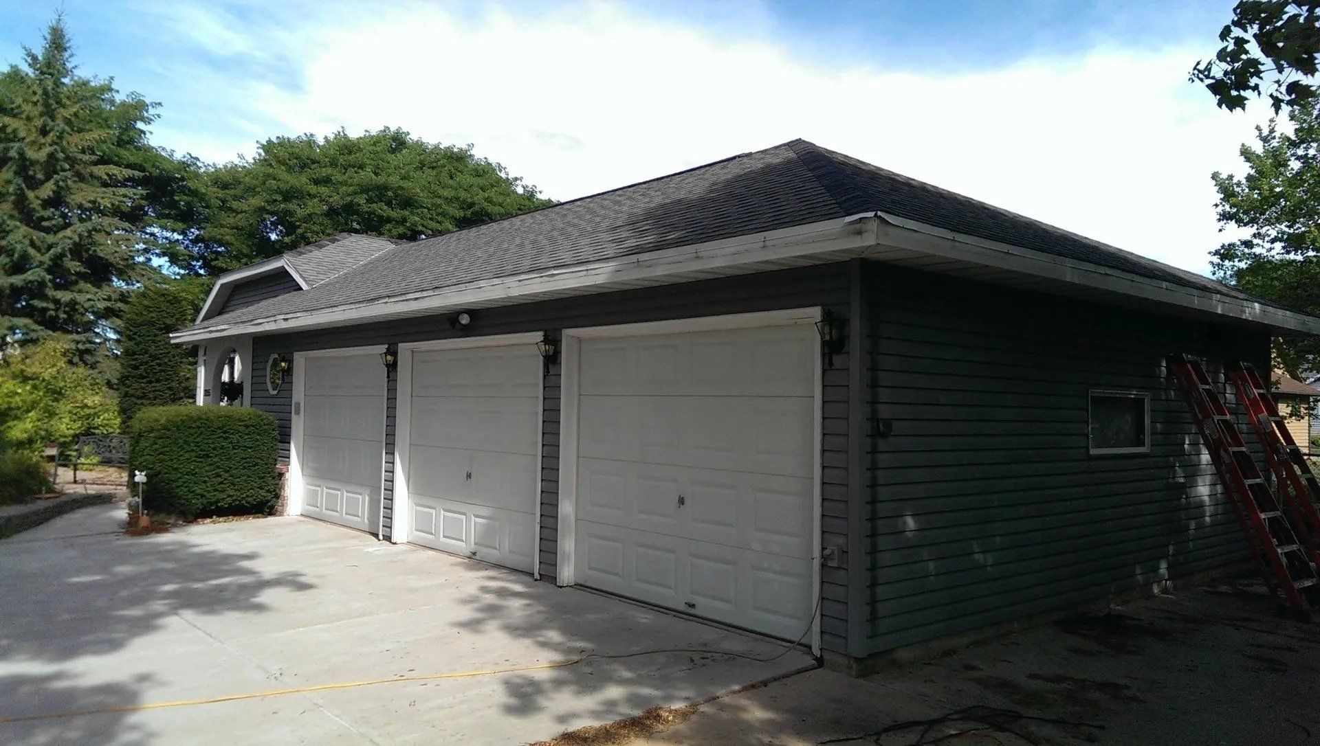 White 5 inch gutters