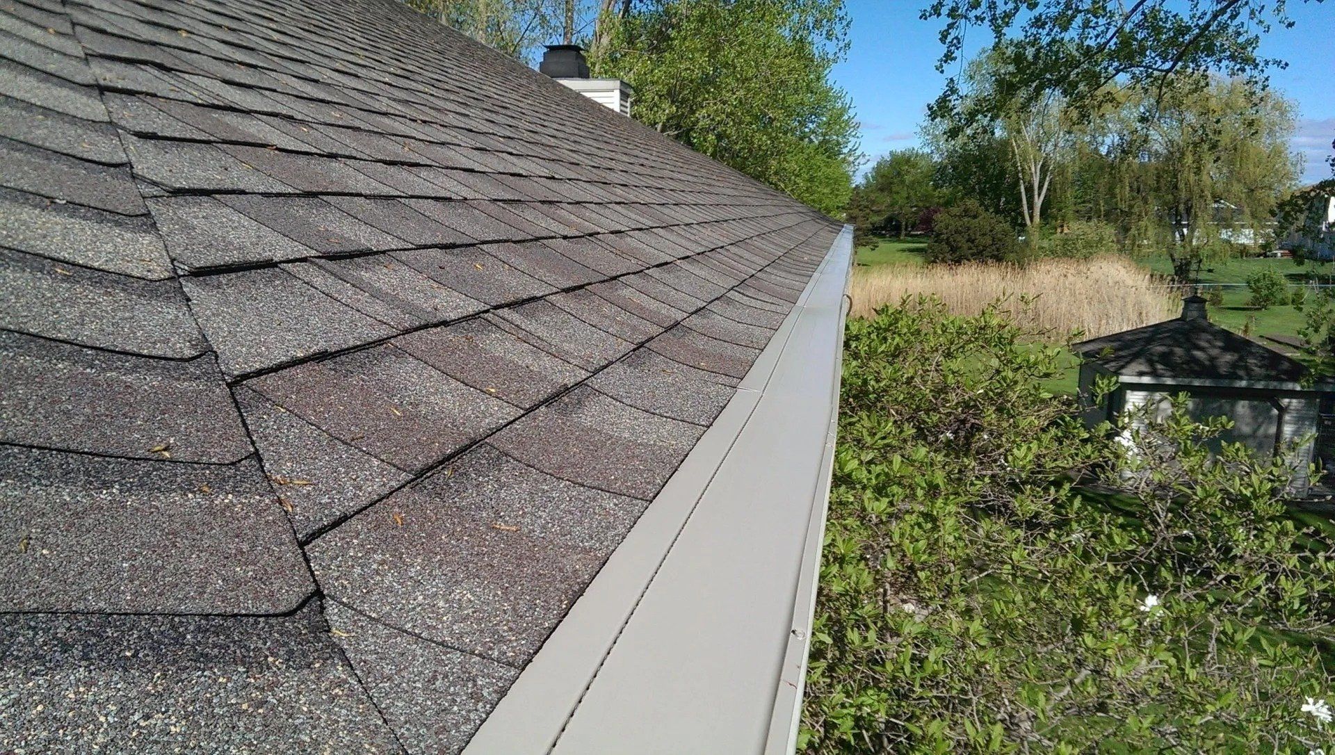Clay Leaf-X Gutter Covers