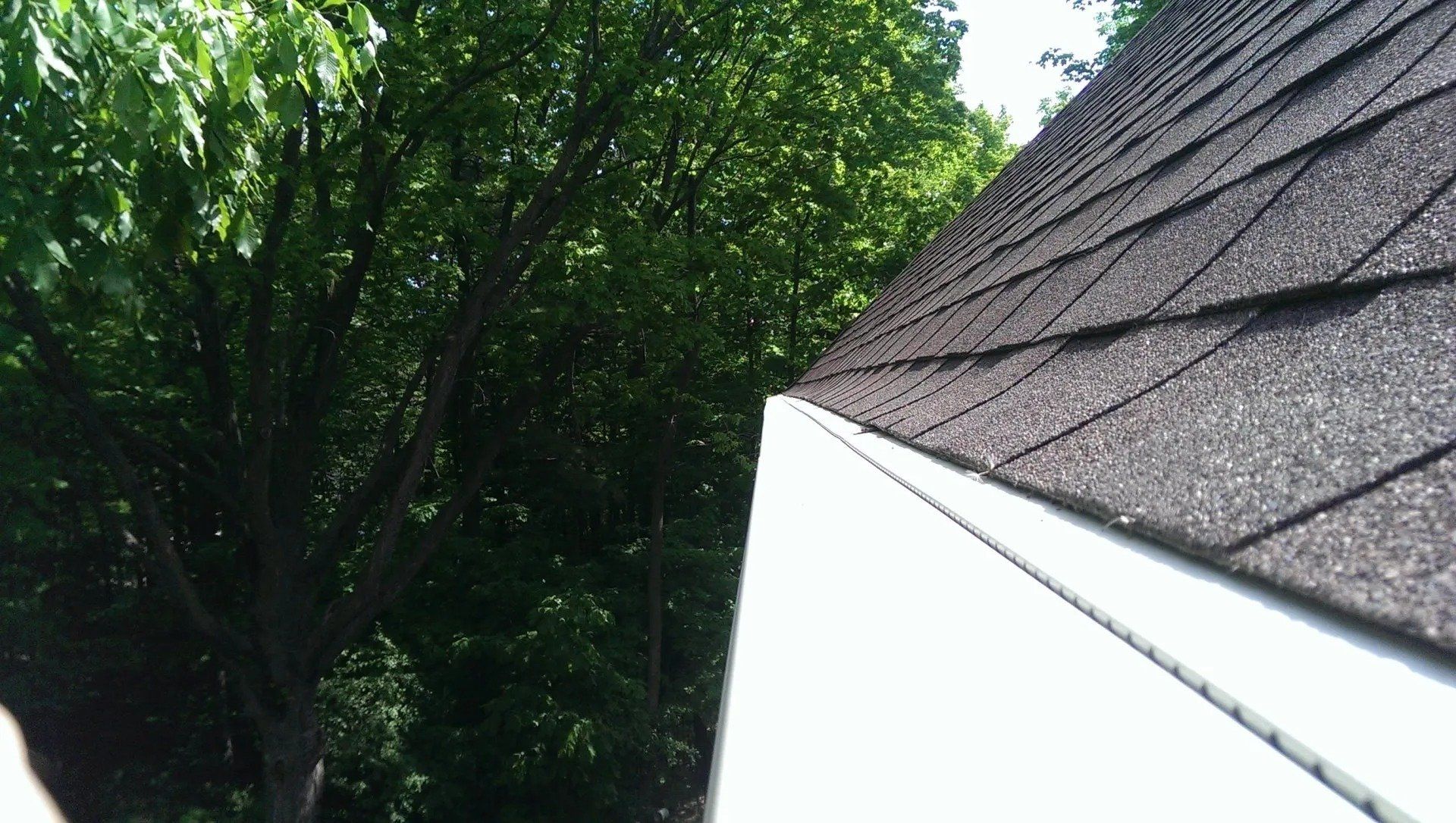 Classic Creme 6 Inch Gutter