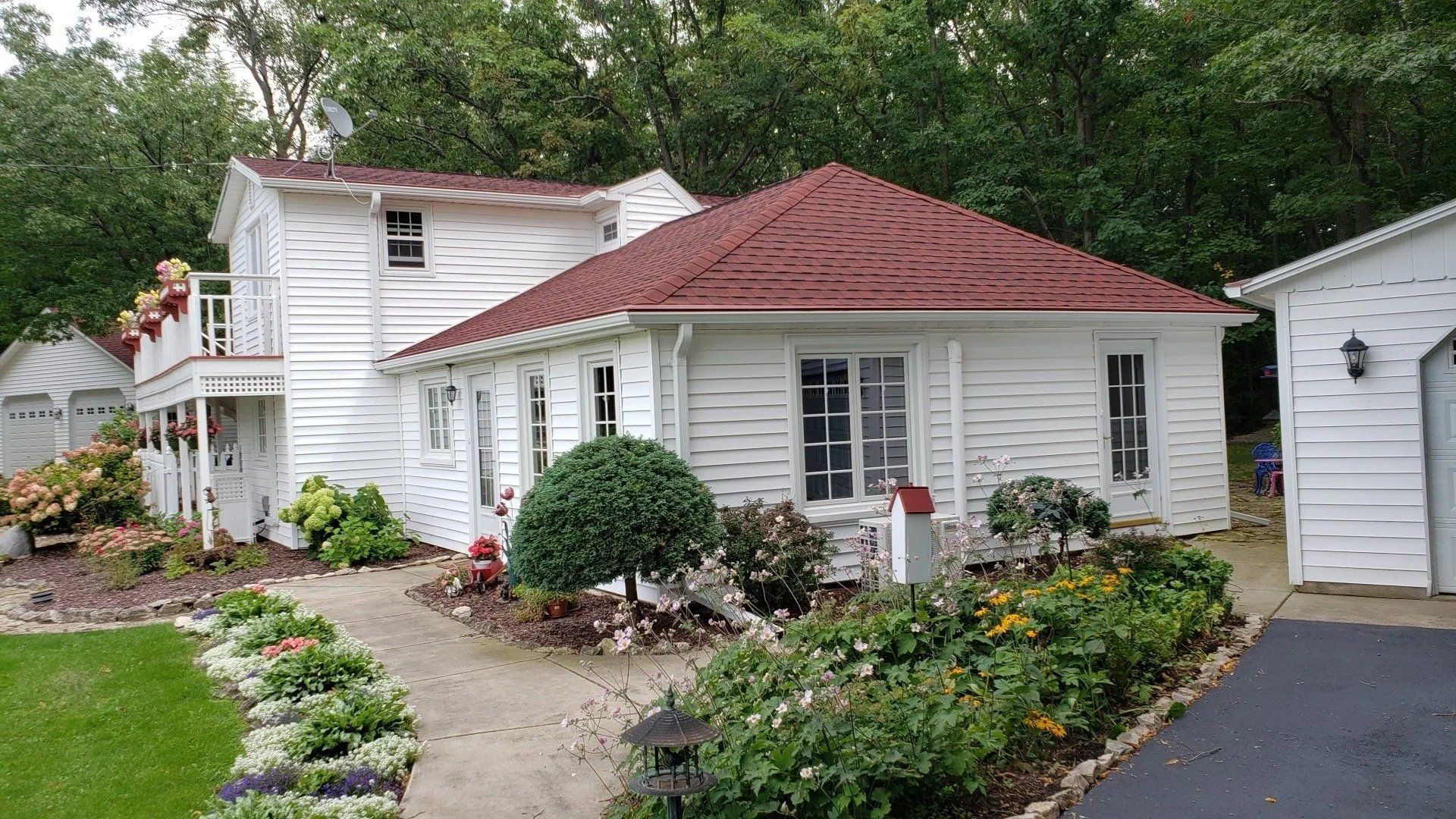 White 5 inch gutters