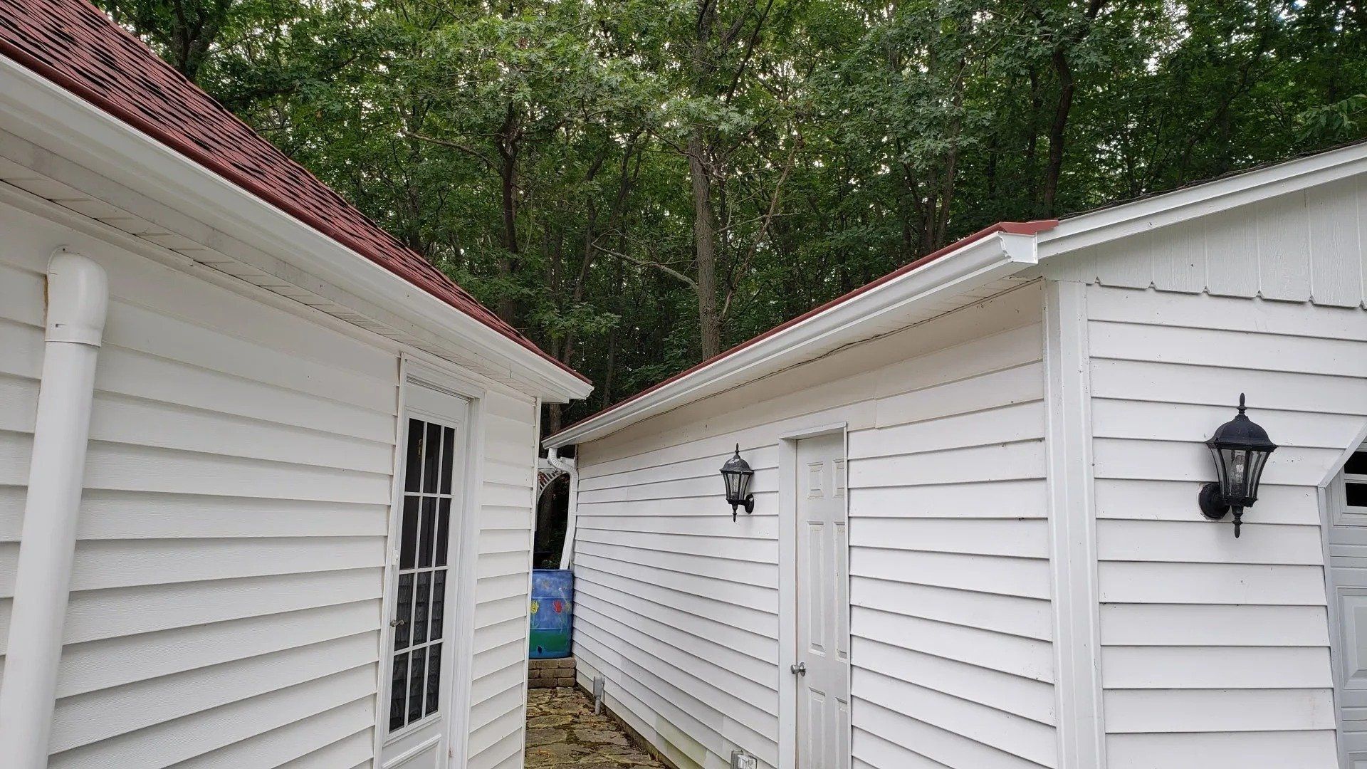 White 5 inch gutters