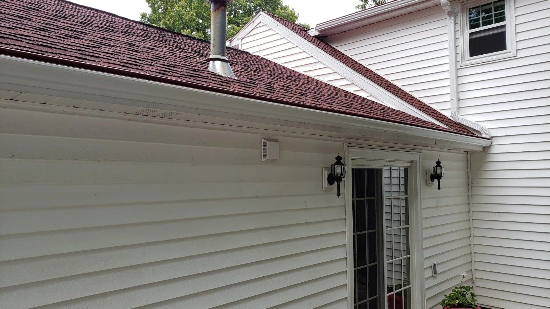 White 5 inch gutters