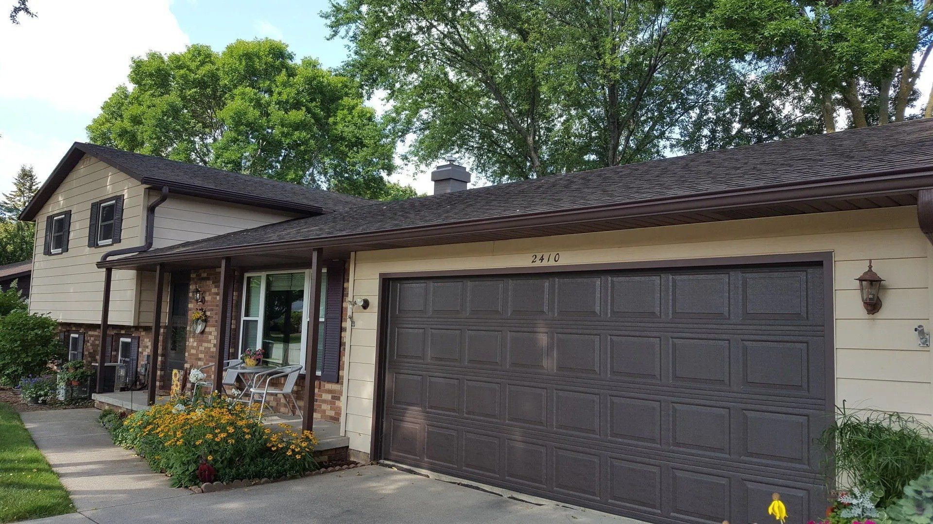 Royal Brown 5 inch gutter