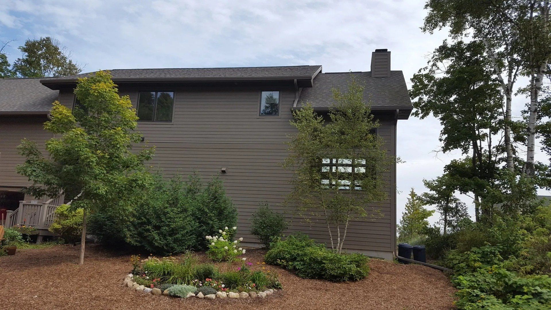 Light bronze 5 inch gutter