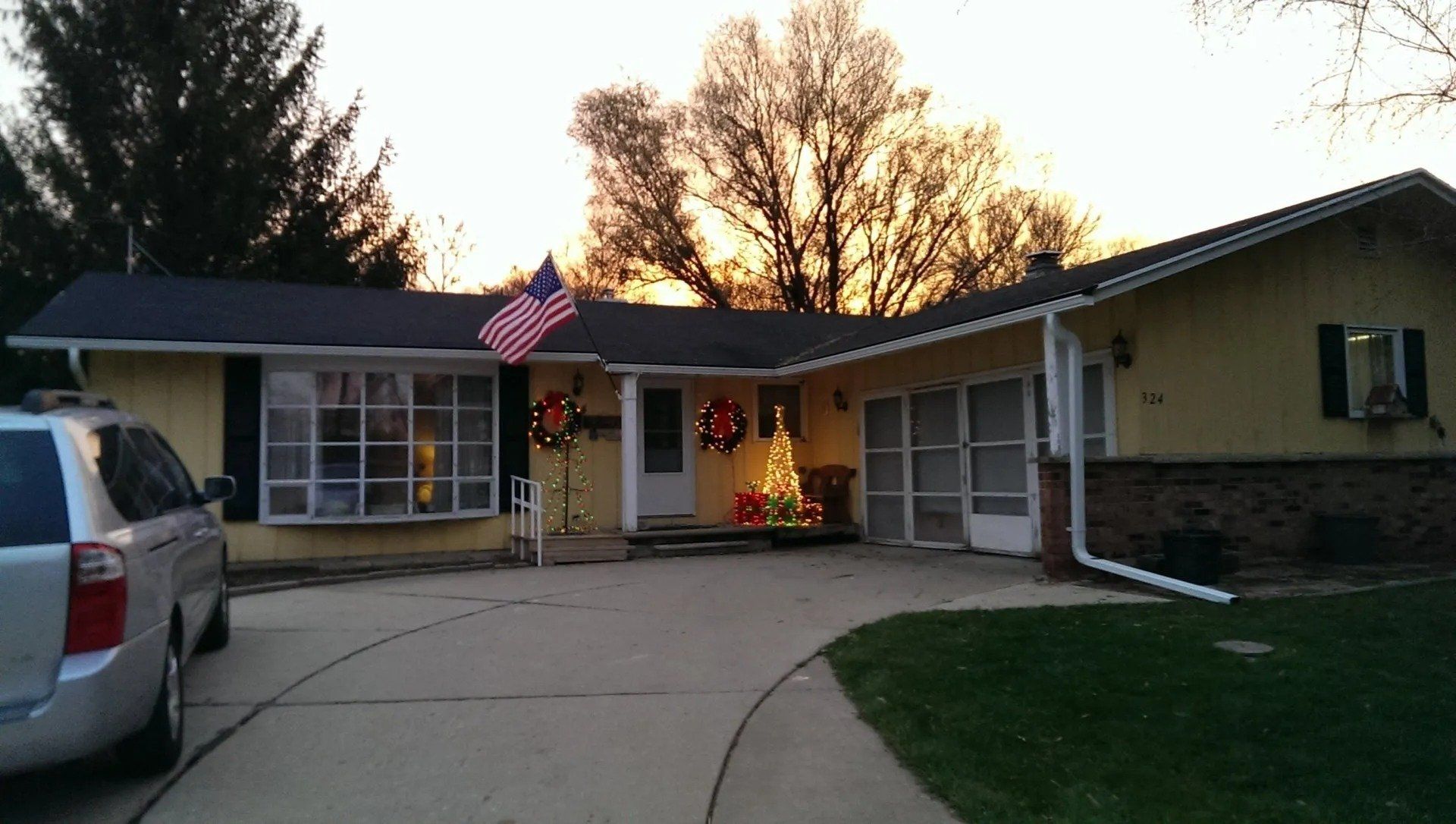 White 5 inch gutters