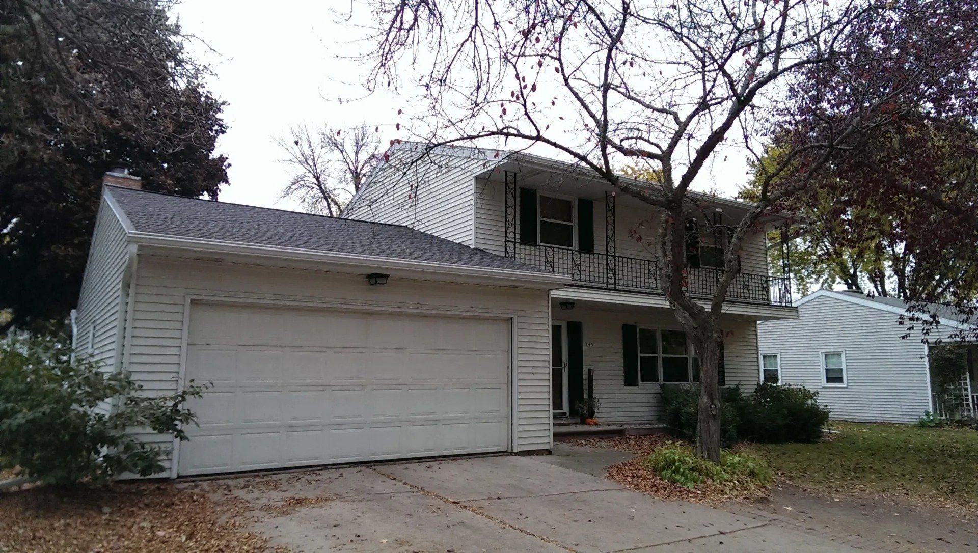 White 5 inch gutters